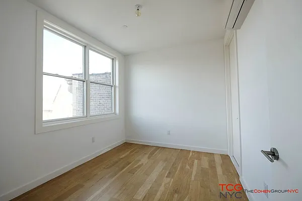 Rented by Keller Williams NYC | media 18