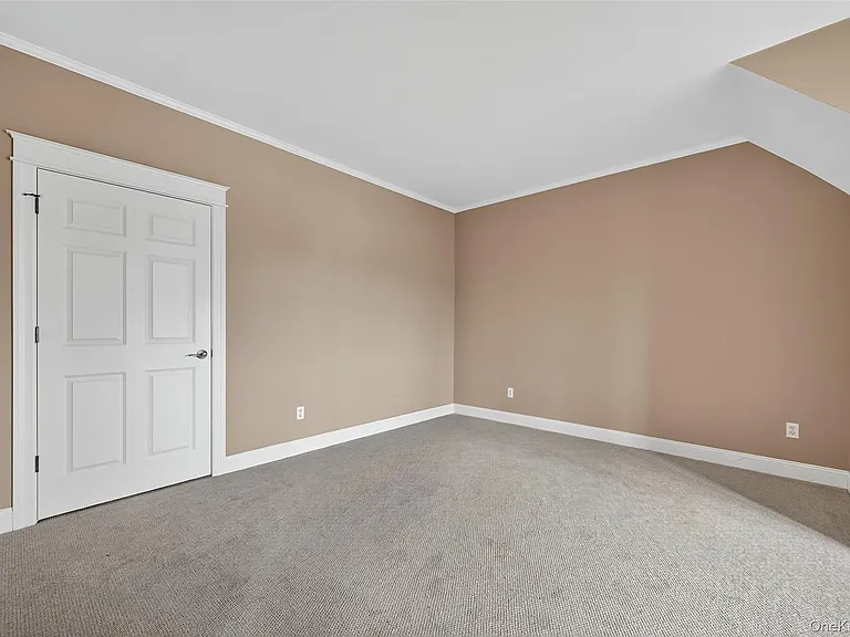 15 Cropsey St #15-3A — Photo 23