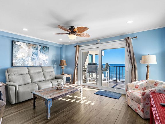 3rd image of 517 S Ocean Blvd. #704