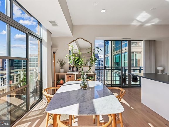 4th image of 475 K St NW Unit 1116