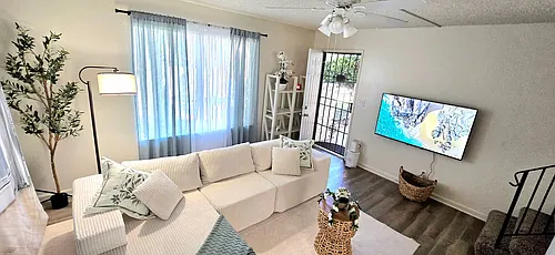 Sunset Gardens Townhomes Photo 1