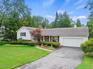 3 Garrison Rd, Queensbury, NY 12804