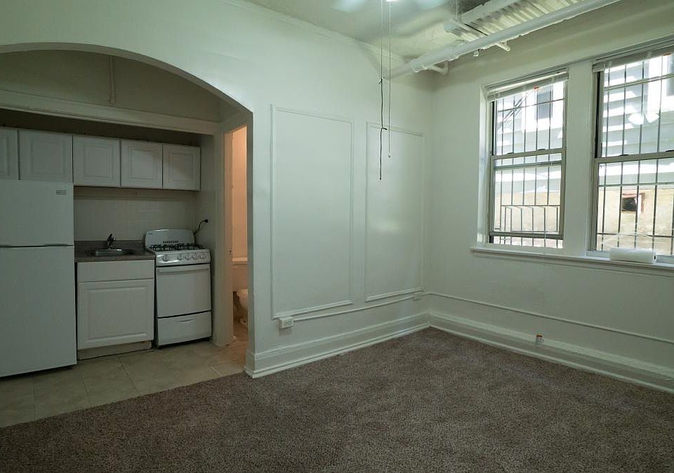 kitchen/ living space