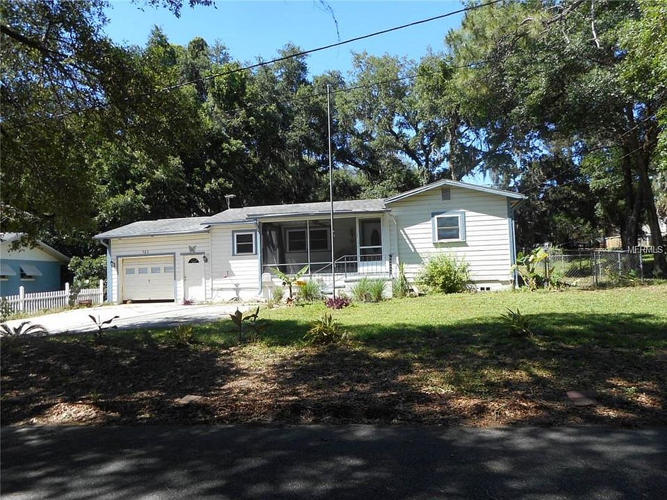 1st image of 125 E Lady Lake Blvd