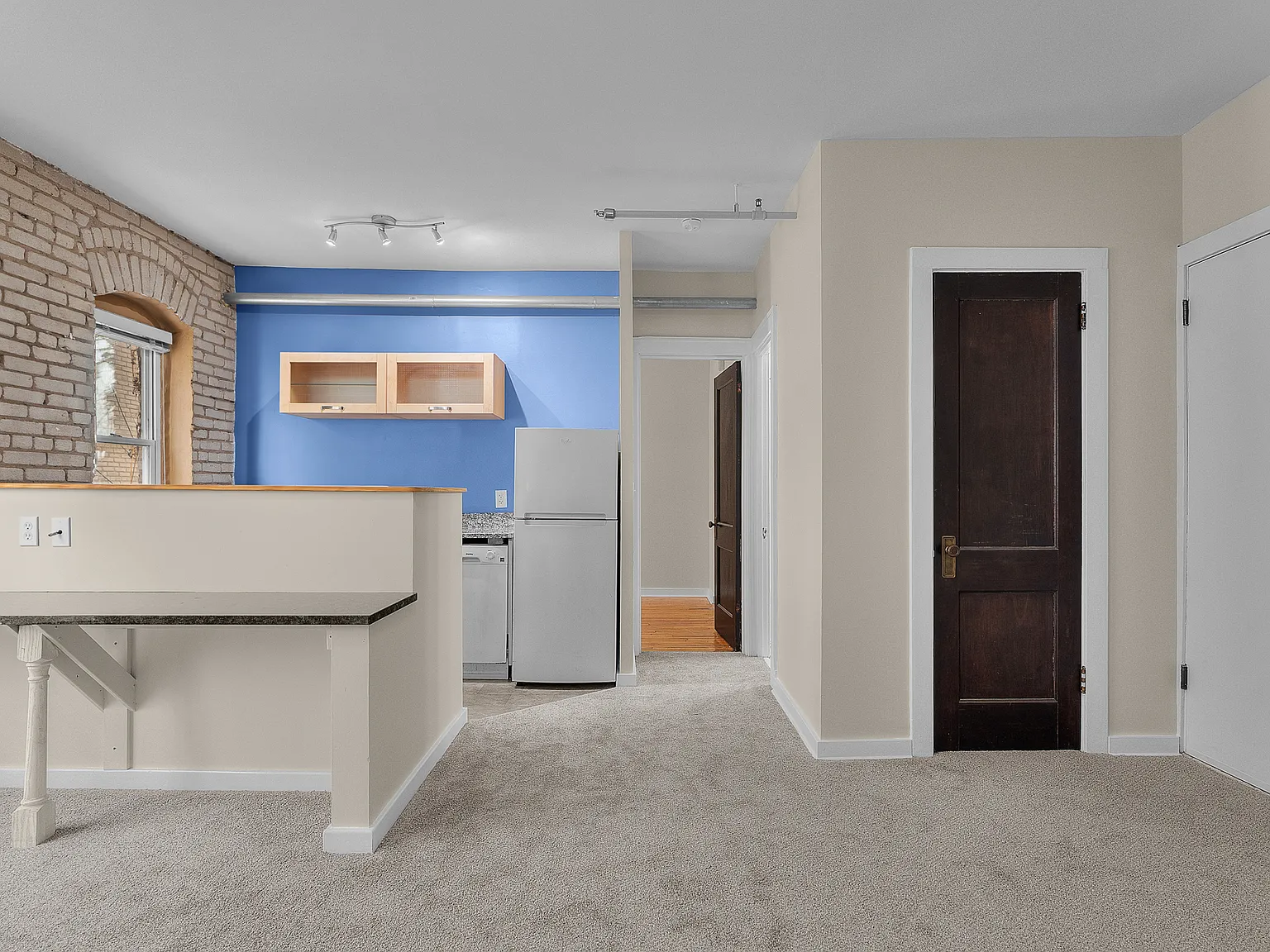 1 bed, 442 sqft, $949 — Photo 3