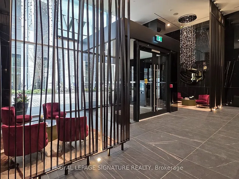 11 Yorkville Ave #3602 — Photo 11