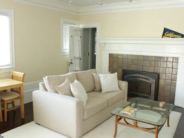 2703 Stuart St APT 2, Berkeley, CA 94705