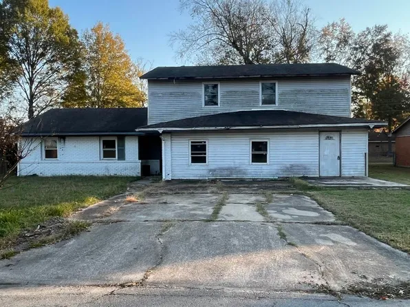 2404 W 47th Ave, Pine Bluff, AR 71603