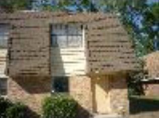 900 W Pine St APT D, Hinesville, GA 31313