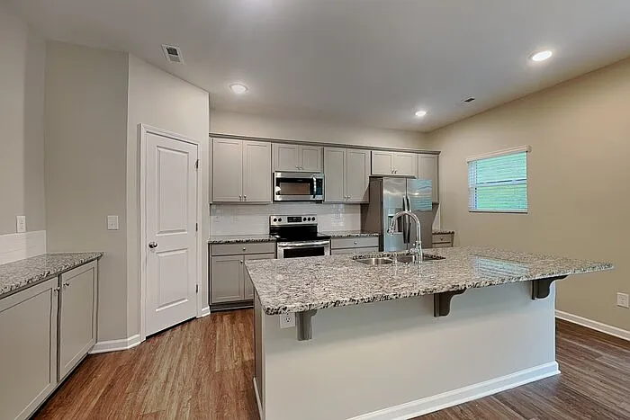729 Pointe Andrews Dr — Photo 5