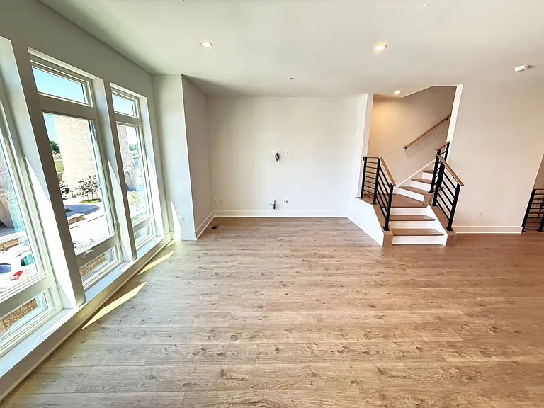 33 Lower Service Ct NW — Photo 23