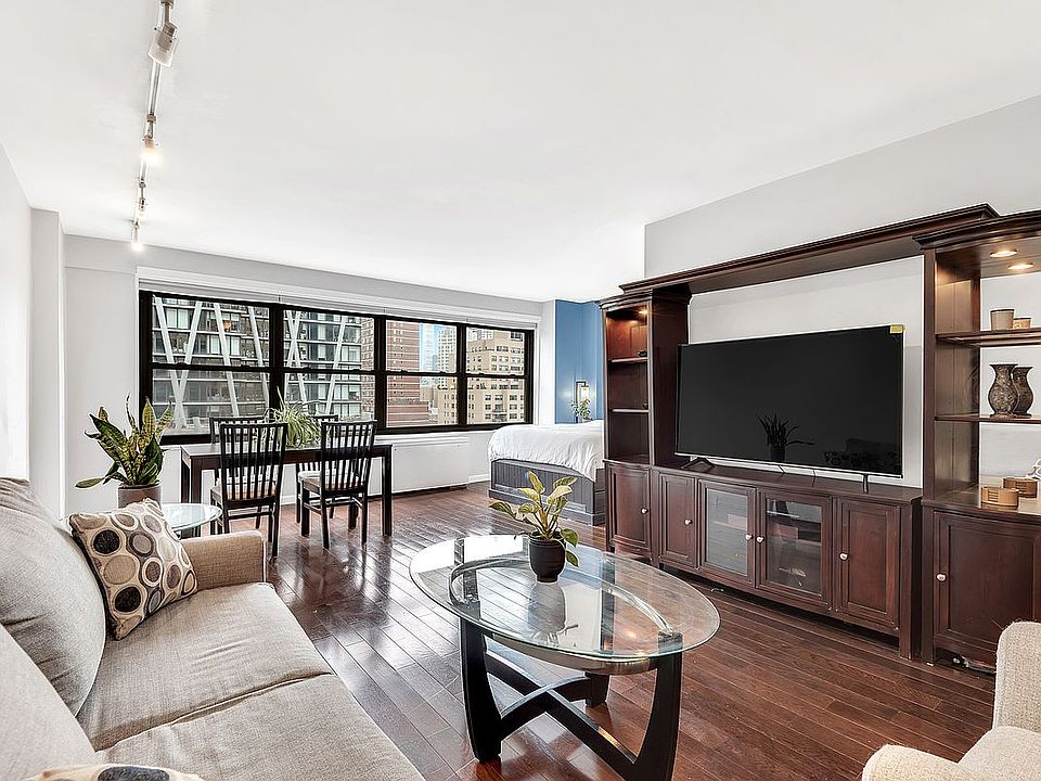 1st image of 160 W End Ave APT 17R