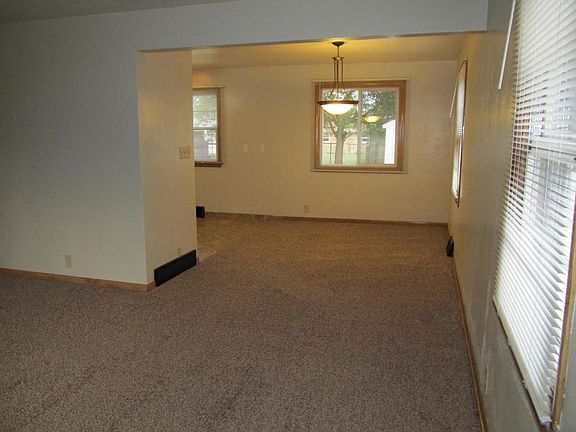 2nd image of 1731 Lathrop AVENUE