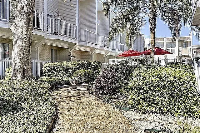 3805 Houma Blvd #B201 — Photo 3