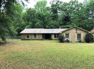 1132 Barnwell Dr, Sumter, SC 29154