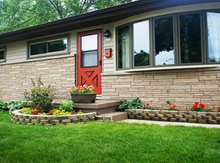 926 N Webster St, Port Washington, WI