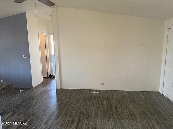 5th image of 3821 E Mibbie Ln