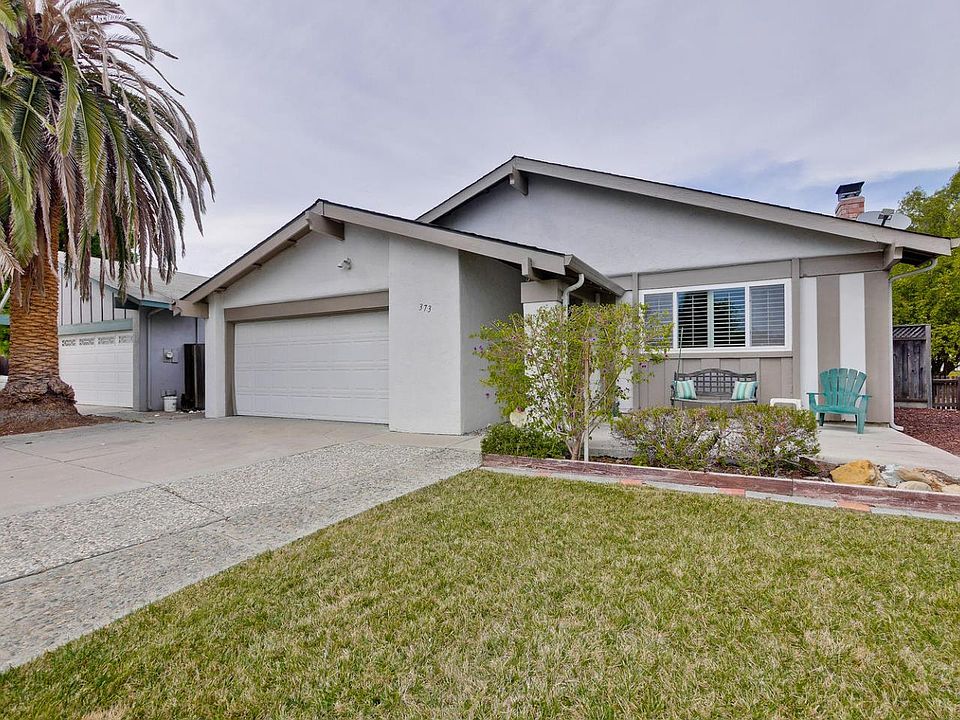 1st image of 373 Greenpark Way