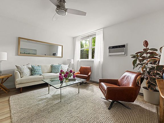 2nd image of 651 Vanderbilt St APT 1T