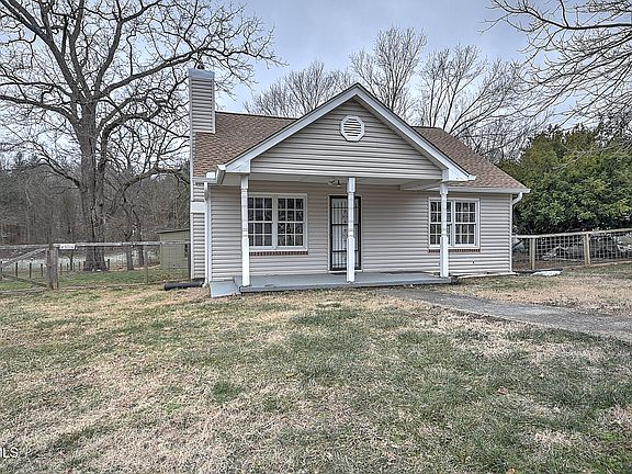2nd image of 233 Independence Dr