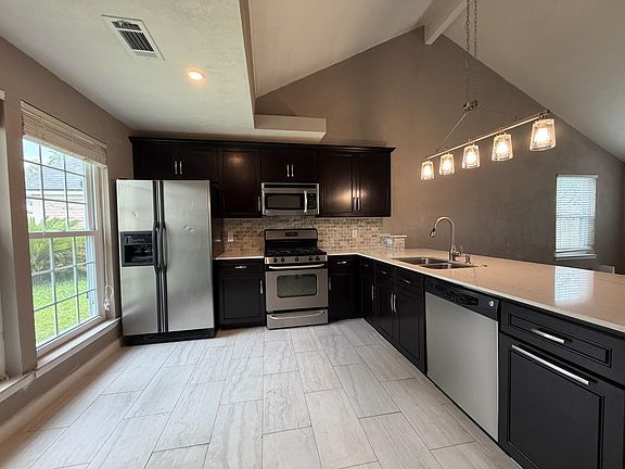 5th image of 6734 Prairie Village Dr