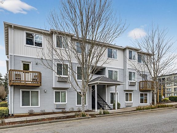 2nd image of 217 NE 146th Ave APT 5