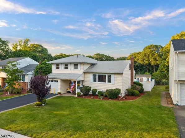119 Rutgers Pl, Clifton City, NJ 07013