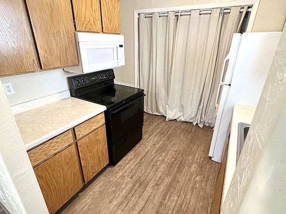 5th image of 167 N Highway 89 APT E1