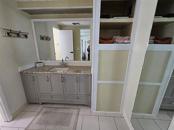 4th image of 1535 Caribbean Rd