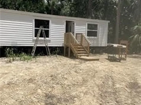 345 Sapp St, Inglis, FL 34449