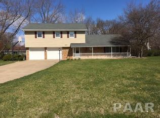 2907 W Wardcliffe Dr, Peoria, IL 61604