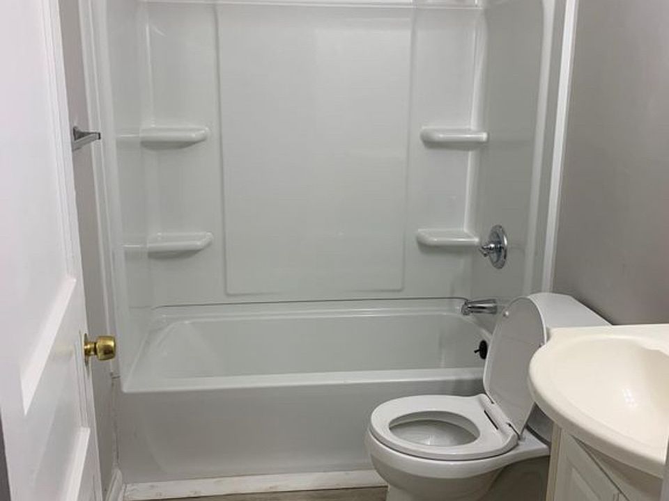 1st image of 2935 Harlin Dr