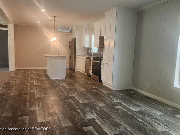 5th image of 714 Mill St Site # 20