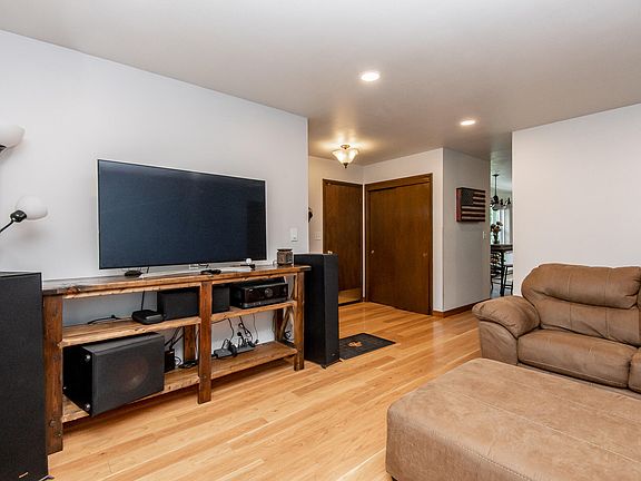 5th image of 12033 W Kaul Ave