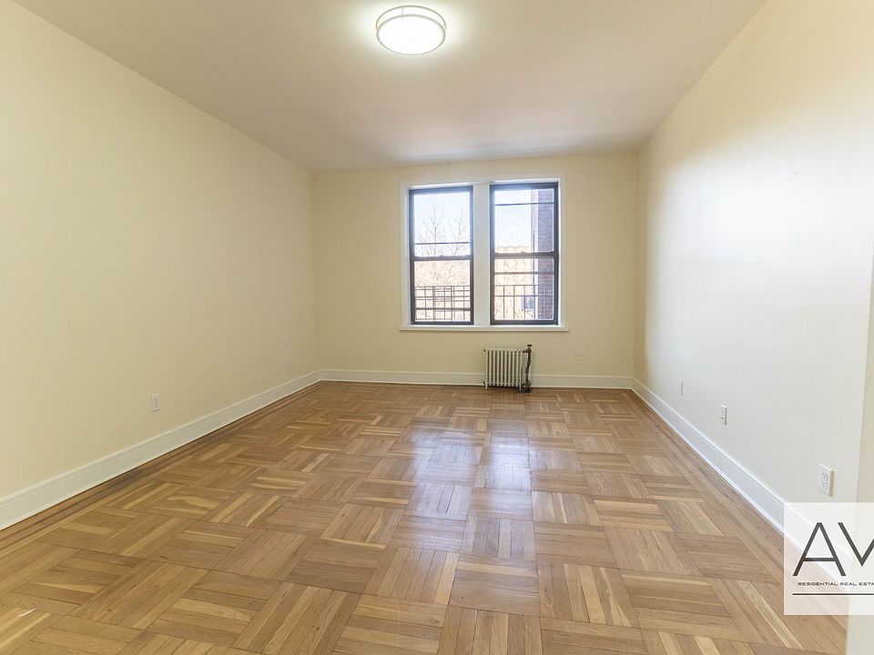 1st image of 31 Ocean Pkwy #40