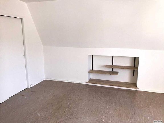 3rd image of 2 Glen Ave APT 3