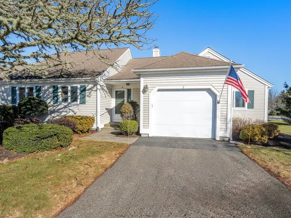 1 Masters Court, Mashpee, MA 02649