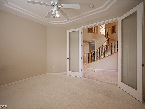 3rd image of 2885 Barrow Downs St
