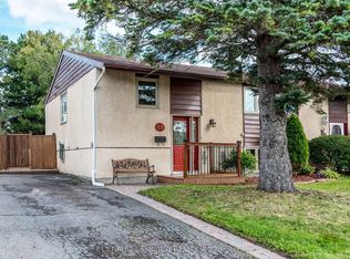68 Sheldrake Dr E, Ottawa, ON K2L1S8