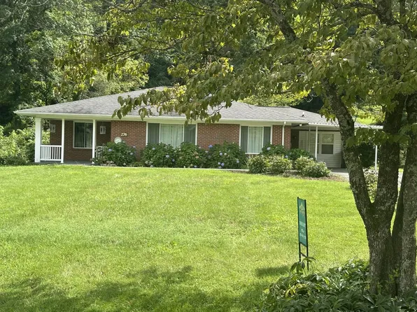 276 Meadow Dr, Bristol, VA 24201