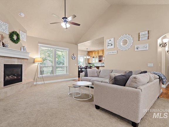 5th image of 2032 W Marten Creek Dr