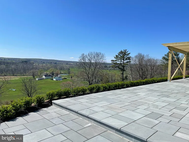 2601 Butler Rd — Photo 11