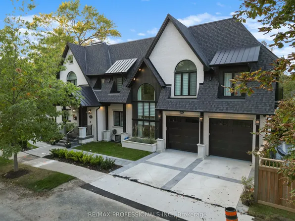 161 The Kingsway, Toronto, ON M8X 2V5