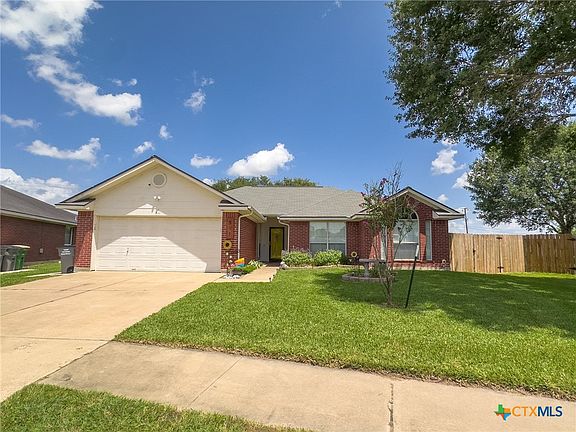 3rd image of 511 Appaloosa Dr