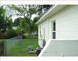 4th image of 5301 18th St N