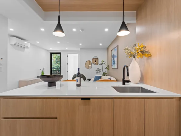 366 Harman Street image 20 of 54