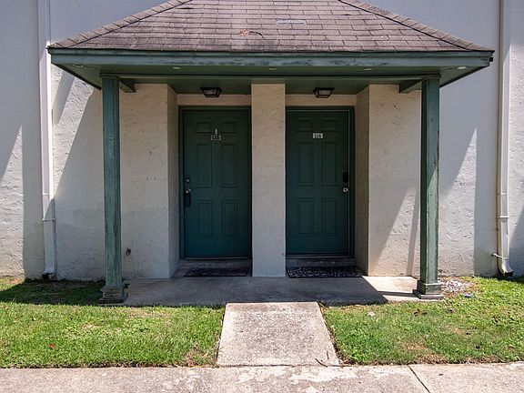 3rd image of 2325 W Pensacola St APT 115