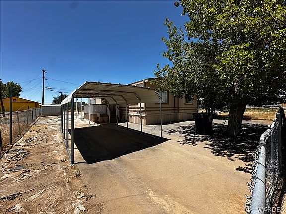 2nd image of 3218 E John L Avenue
