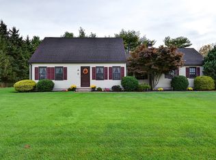 4 Blueberry Pl, Cheshire, CT 06410