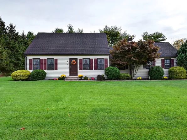 4 Blueberry Place, Cheshire, CT 06410